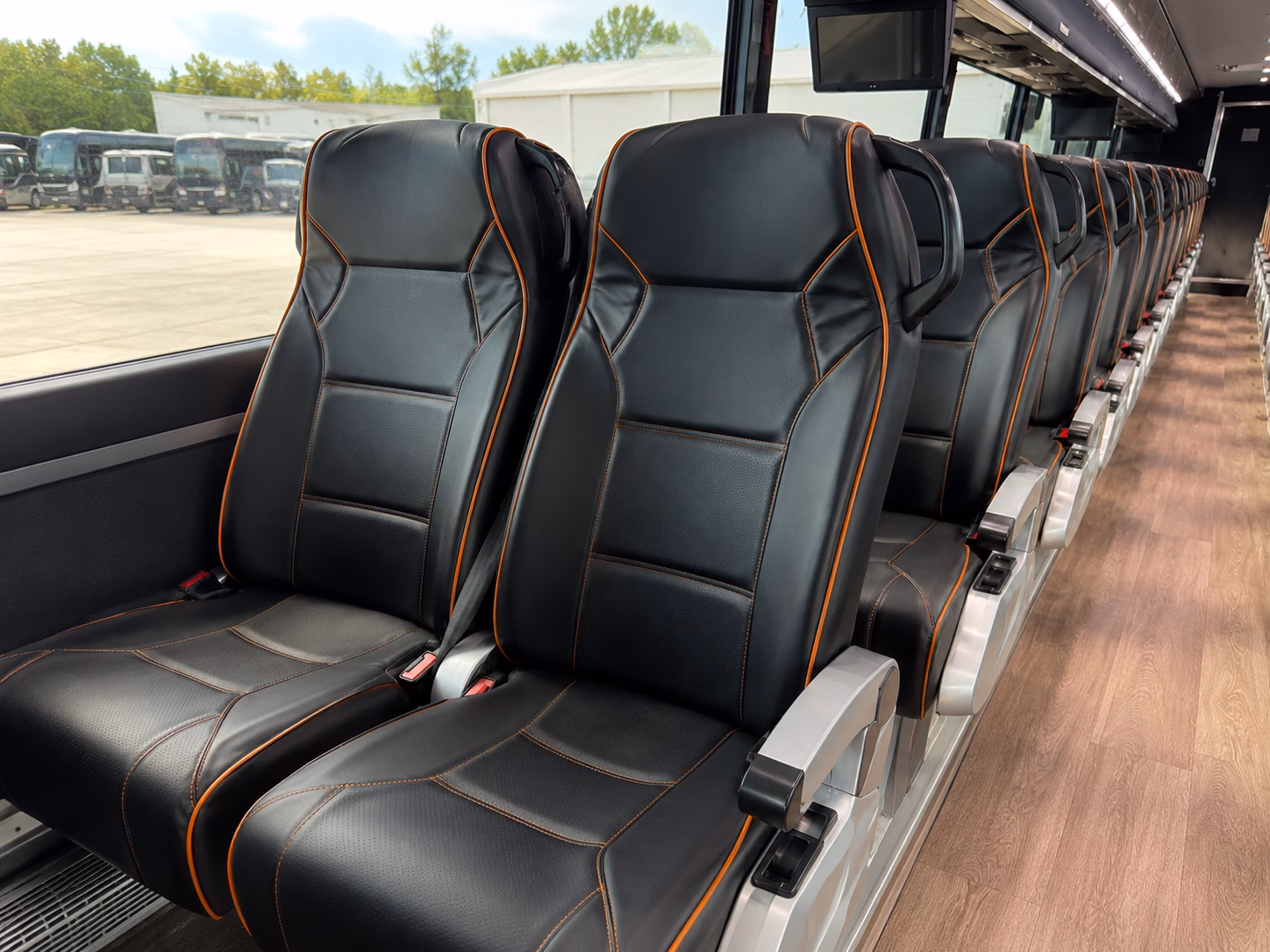 bethlehemcharterbuscompany com can handle weddings corporate events and everything in between