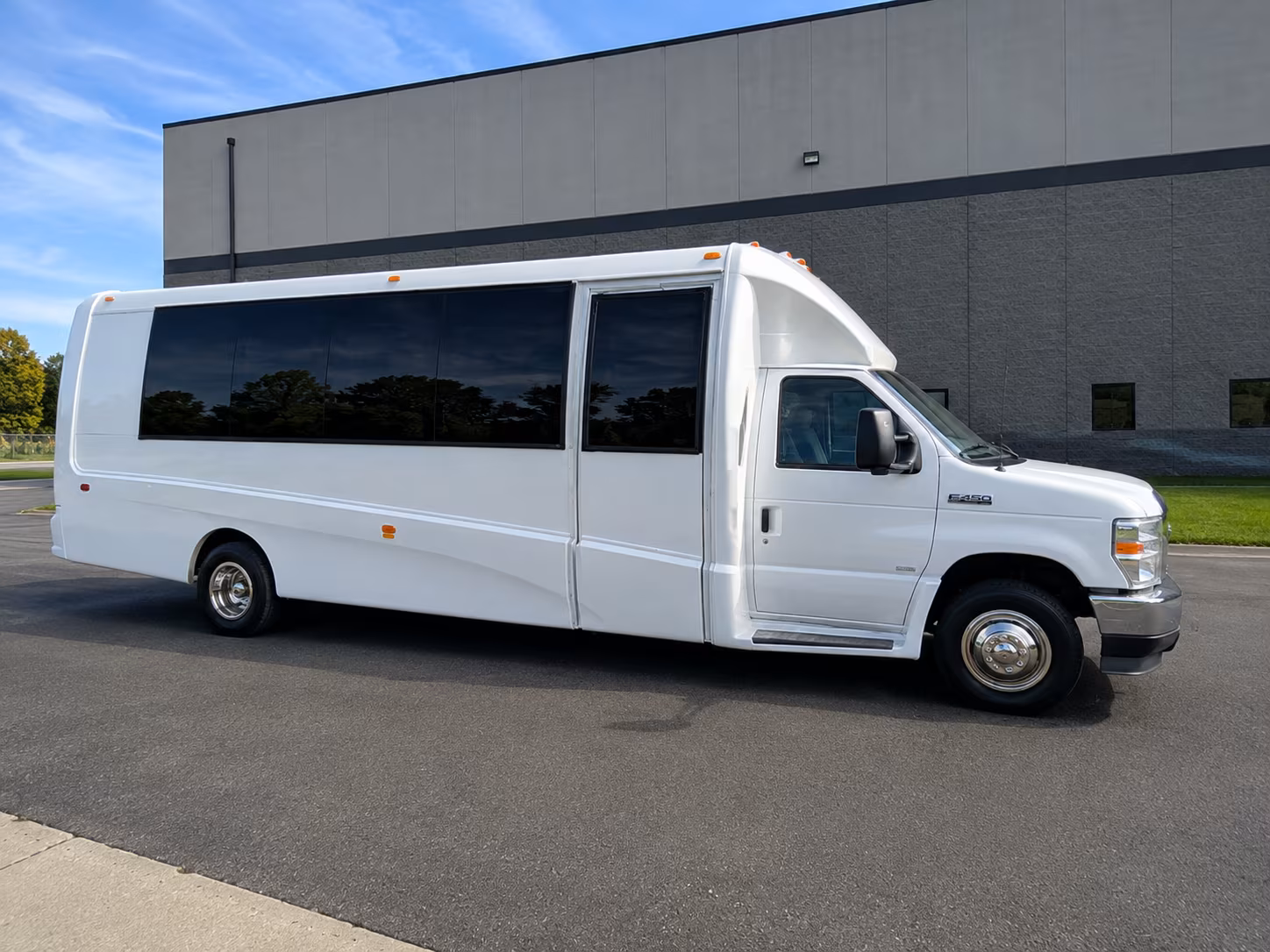 minibus rentals for smaller prom groups in bethlehem pennsylvania